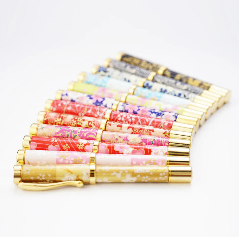 F-style Miyabina Mino Washi Yuzen Pattern Magnet Cap Fountain Pen Weeping Cherry Blossom/Red TWM2302