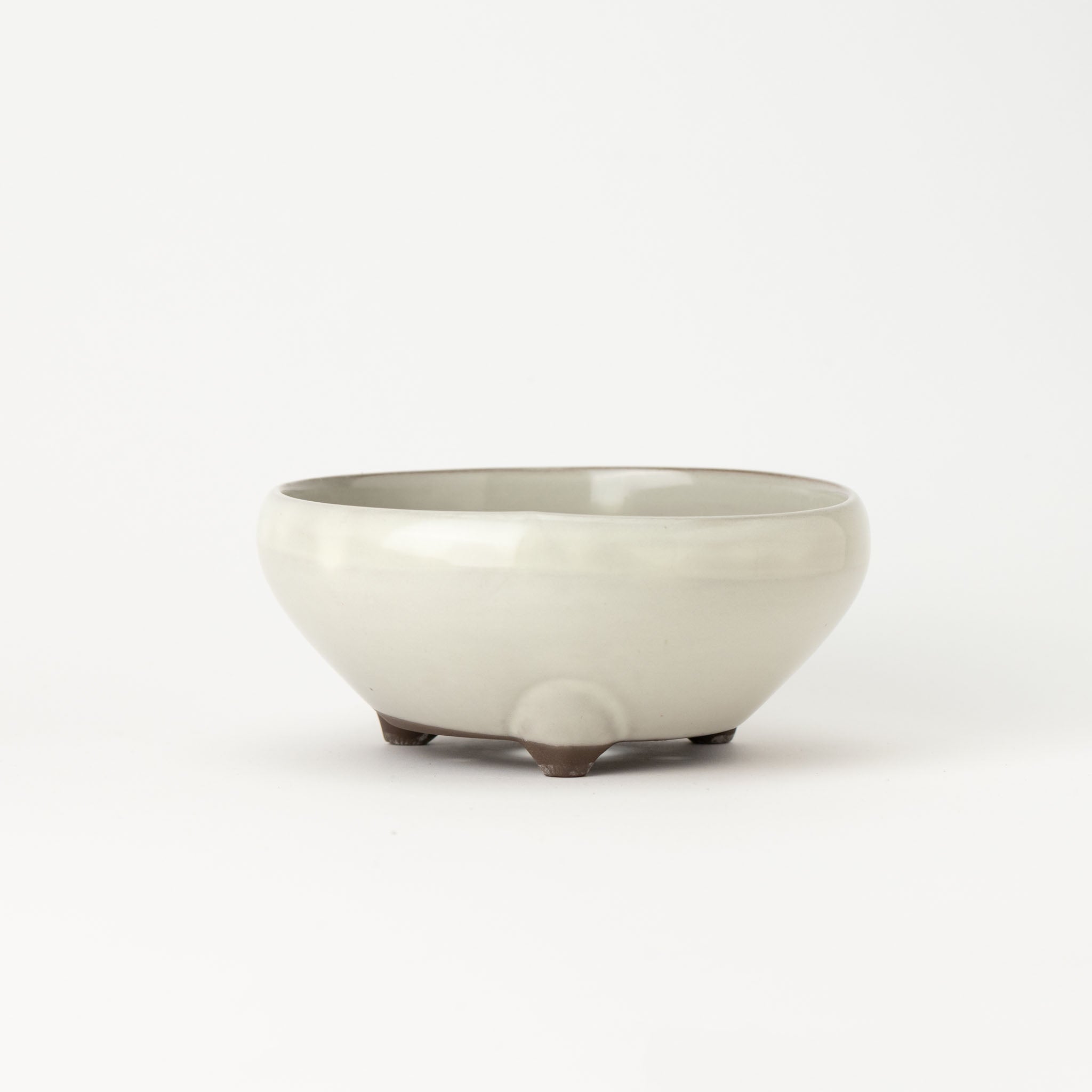 Naginowa Cream Round Shape BANKO Ware Japanese Bonsai Pot 6.3 in.