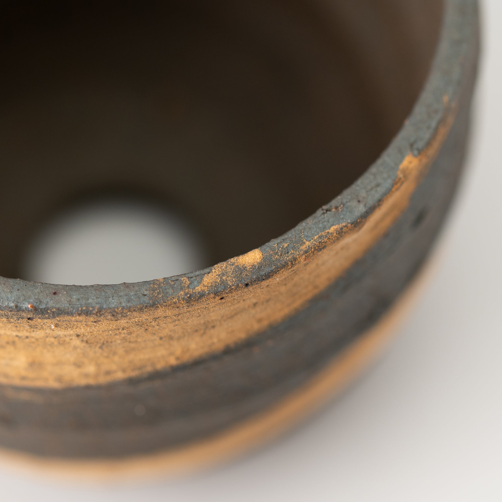 Naginowa Shigaraki Ware Brush Marks Round Japanese Bonsai Pot 3.1 in.